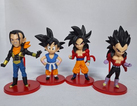 DRAGON BALL FIGURES SAIYAN GOKU 4  CHARACTERS FOR CHILDREN